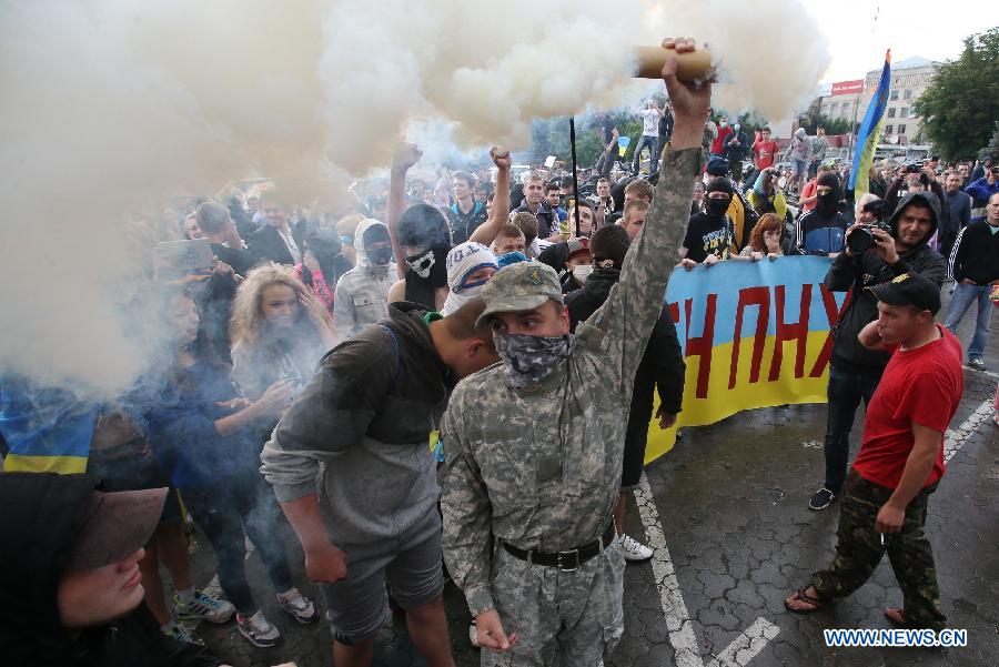 Россия возмущена провокационными действиями протестующих в отношении российского посольства в Киеве -- МИД РФ