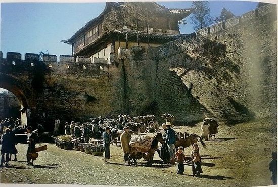 Цветные фотографии со времен войны с японскими захватчиками (1937-1945)