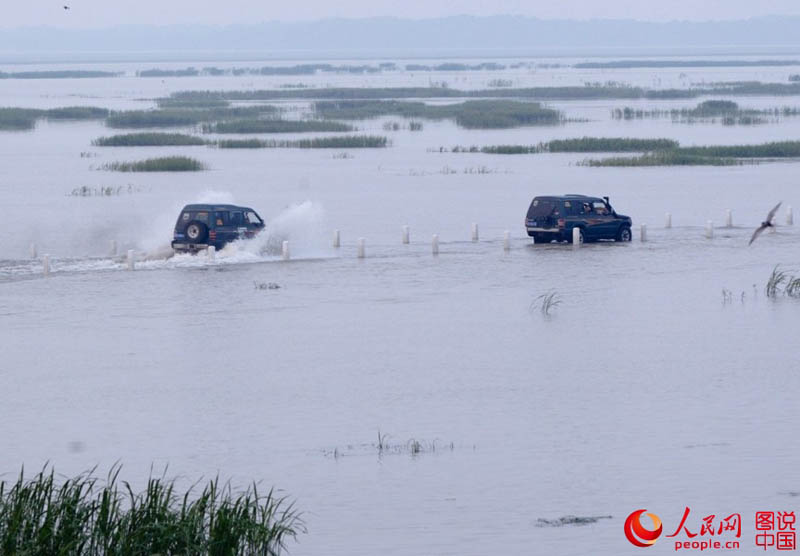 В провинции Цзянси появилась «шоссейная дорога на воде»