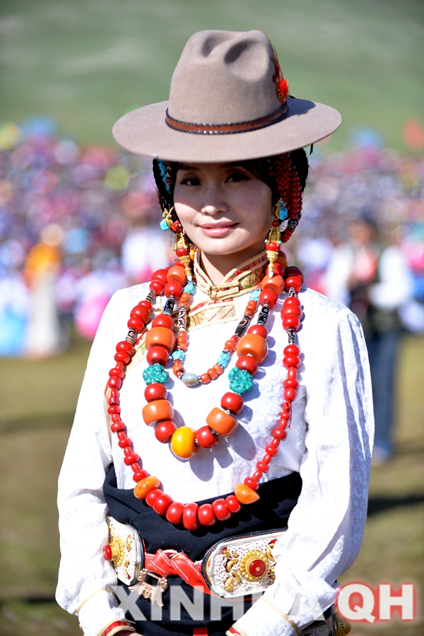 Девушки народности Канба на Восьмом фестивале культуры и туризма