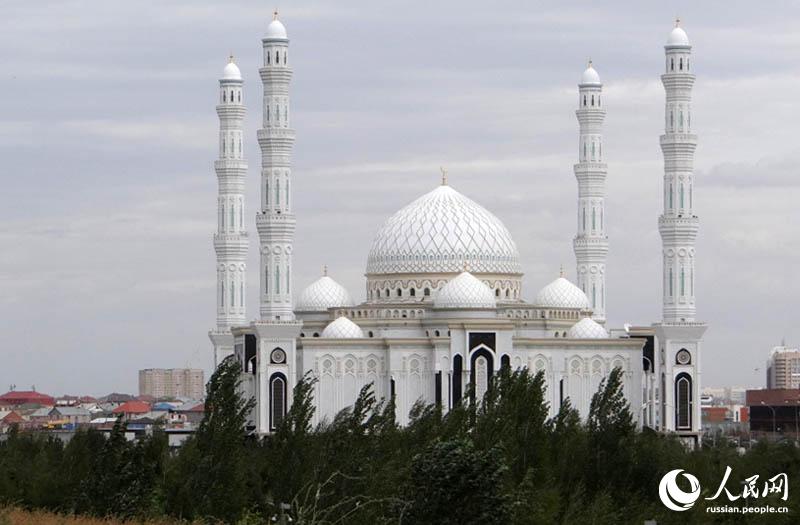 Мечеть «Хазрет Султан»  в Астане