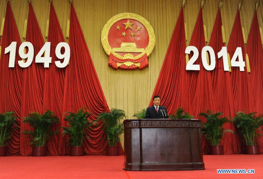 В Пекине состоялся прием иностранных специалистов по случаю 65- летней годовщины основания КНР