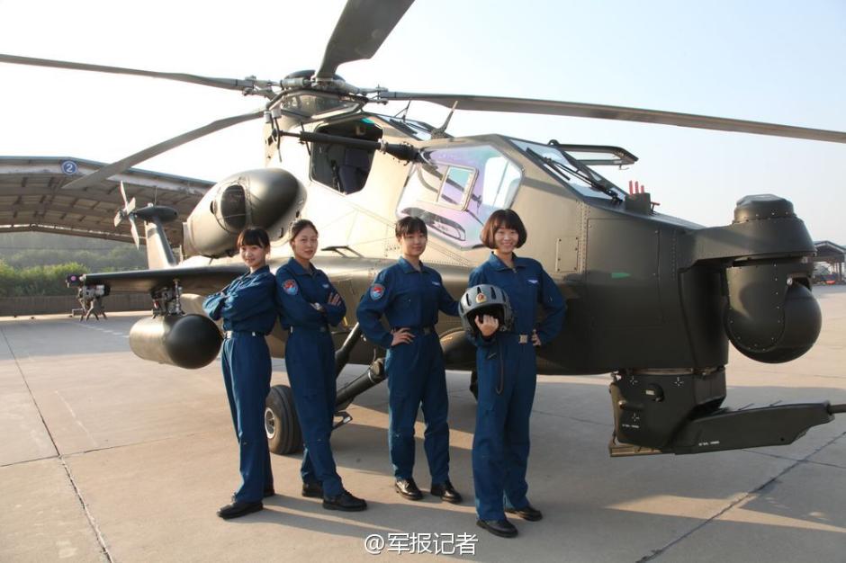 Первые женщины-пилоты ударных вертолетов НОАК
