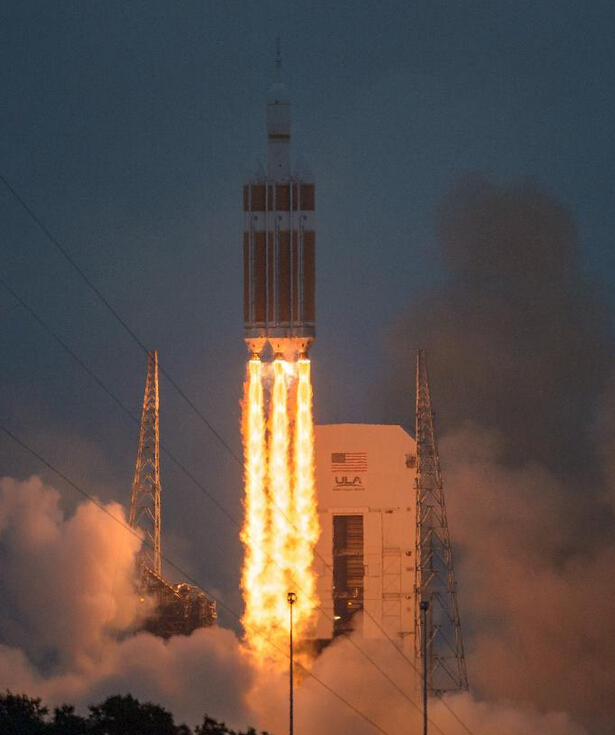 Начат первый испытательный полет американского космического корабля "Орион"