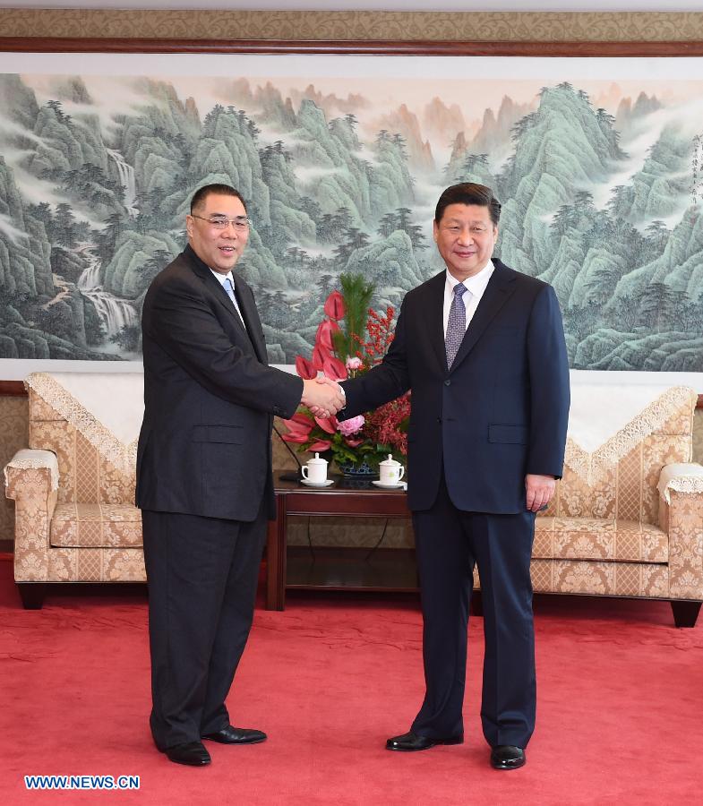 Си Цзиньпин встретился с главой администрации САР Аомэнь