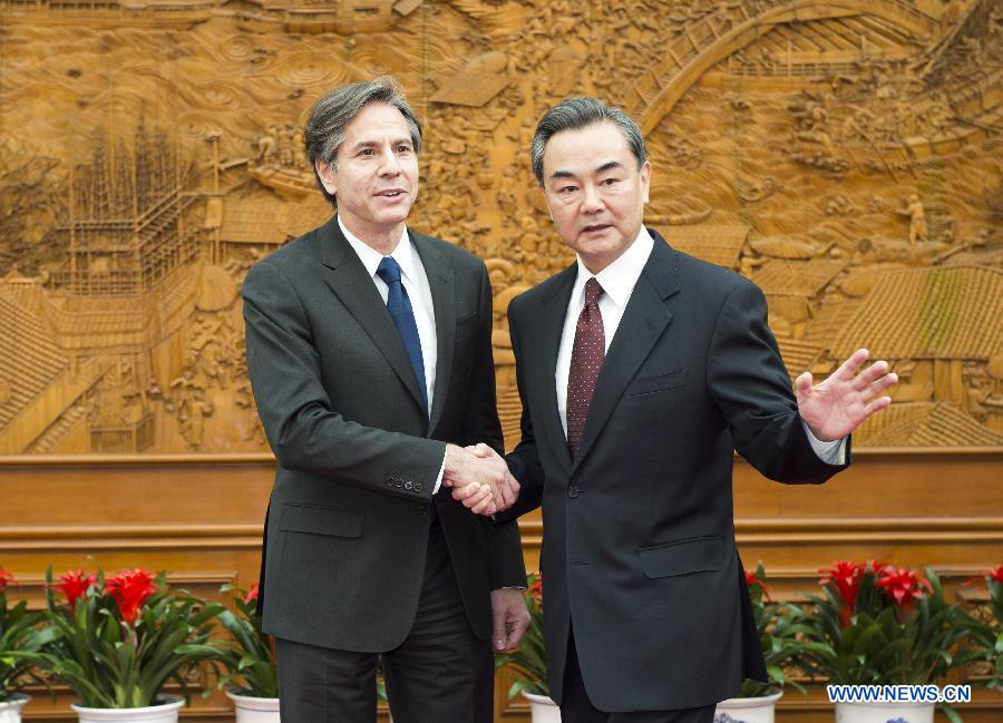 Ван И провел встречу с заместителем госсекретаря США