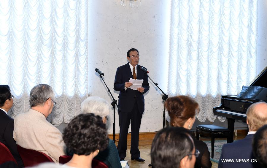 Зампредседателя ПК ВСНП присутствовал на приеме в посольстве РФ в КНР по случаю 70-й годовщины Победы в Великой Отечественной войне