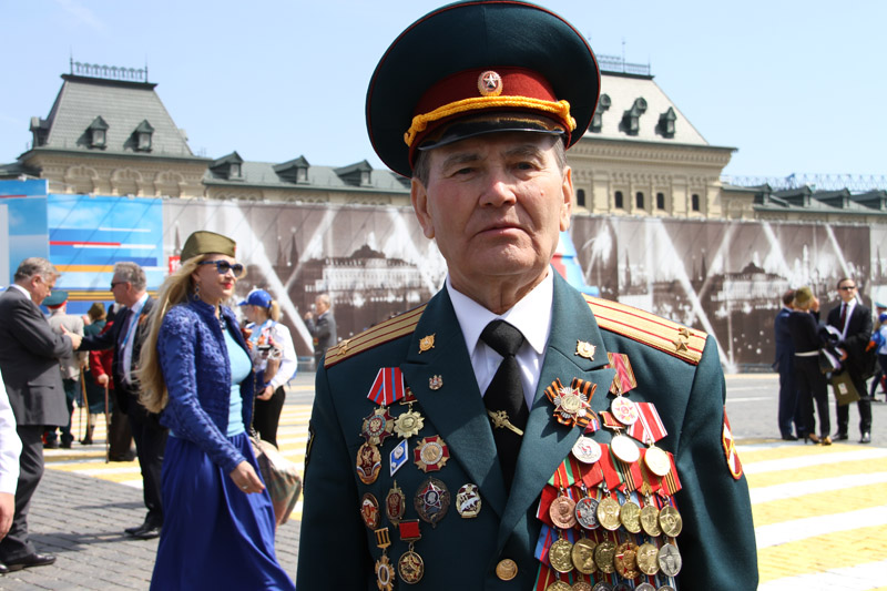 Впечатления ветеранов от Парада Победы в России: Спасибо китайским лидерам за то, что дали нам возможность увидеть величие Китая!