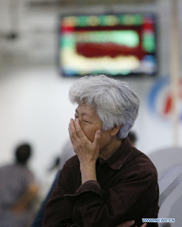 За неделю рыночная стоимость акций на двух китайских фондовых биржах сократилась на 7,08 проц