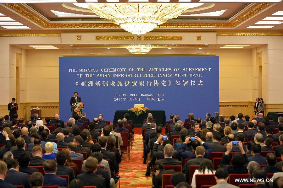 Президент ВБ Джим Ен Ким приветствует официальное подписание соглашения о создании АБИИ