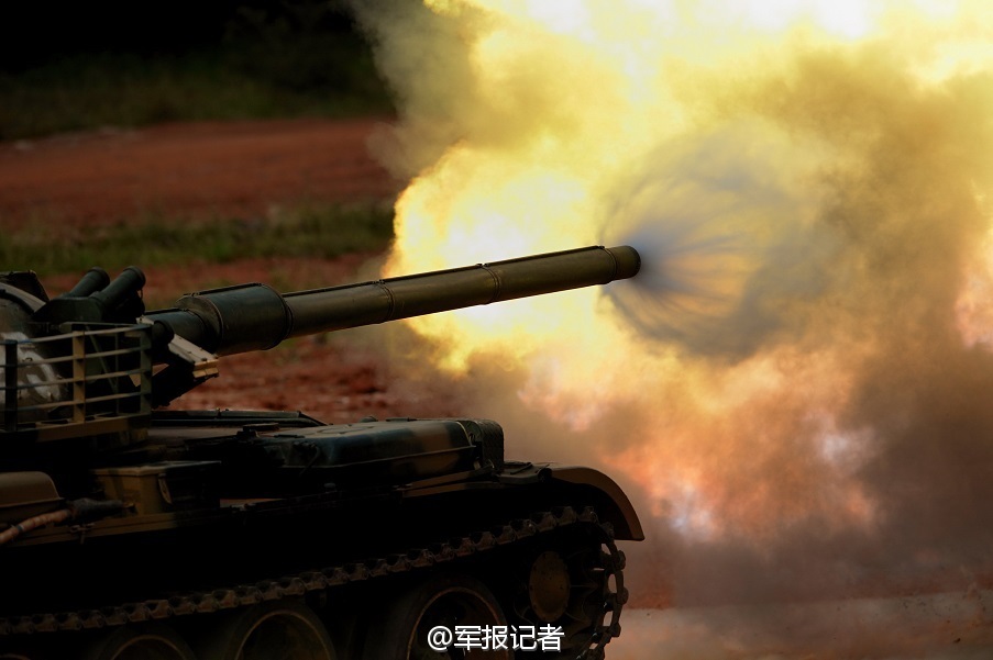 «Сохранить силу и энергию в старости» - китайские танки Тип 59 приняли участие в учениях