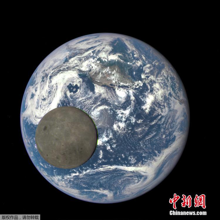 НАСА опубликовало новые фотографии Земли и Луны