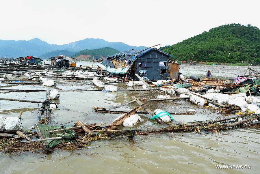 На востоке Китая из-за тайфуна "Соуделор" погибли 17 человек