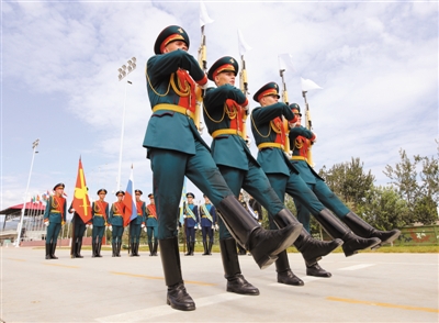 Парад 3 сентября: Из всех иностранных отрядов, российские военнослужащие появятся последними