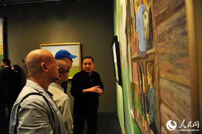 В Пекине открылась персональная выставка Валентина Сидорова "На теплой земле"