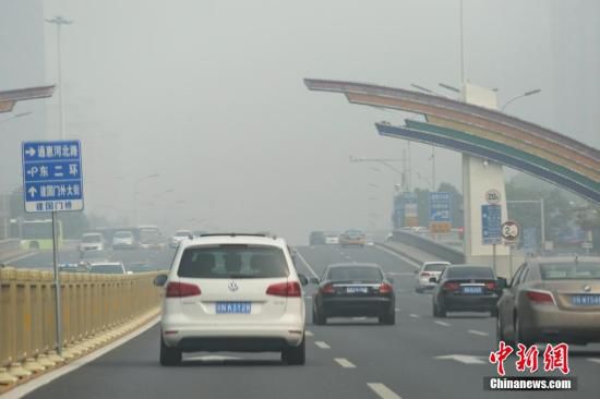 В январе-октябре концентрация PM 2,5 в Пекине сократилась на 20 проц