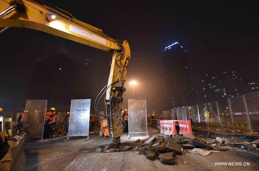 В Пекине менее чем за двое суток проведена замена конструкции автодорожного моста