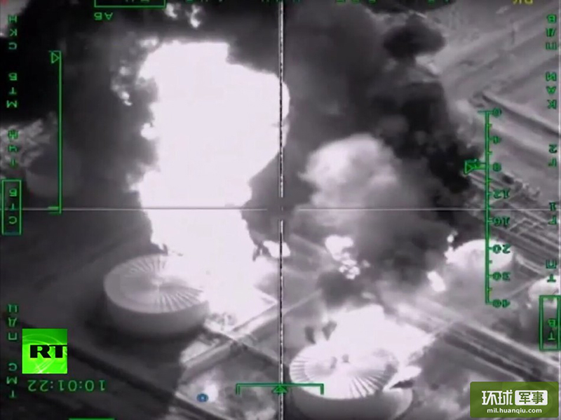 ВКС РФ уничтожили 500 бензовозов террористов "ИГ"