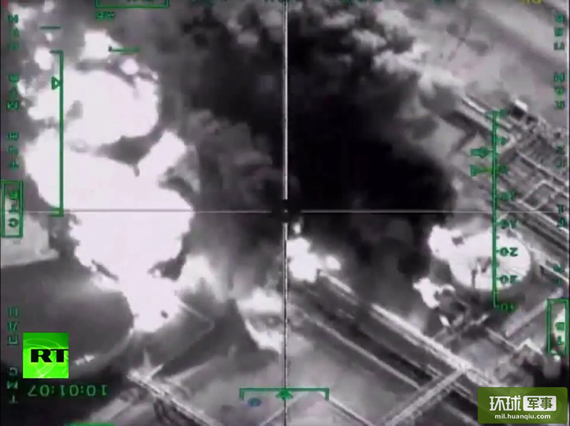 ВКС РФ уничтожили 500 бензовозов террористов "ИГ"