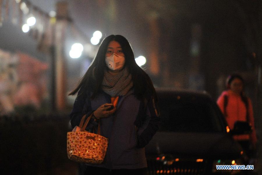 Пекин вводит экстренные меры для противодействия загрязнению воздуха
