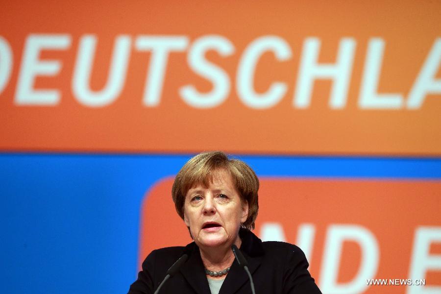 А. Меркель: необходимо на различных уровнях искать способы решения кризиса с беженцами
