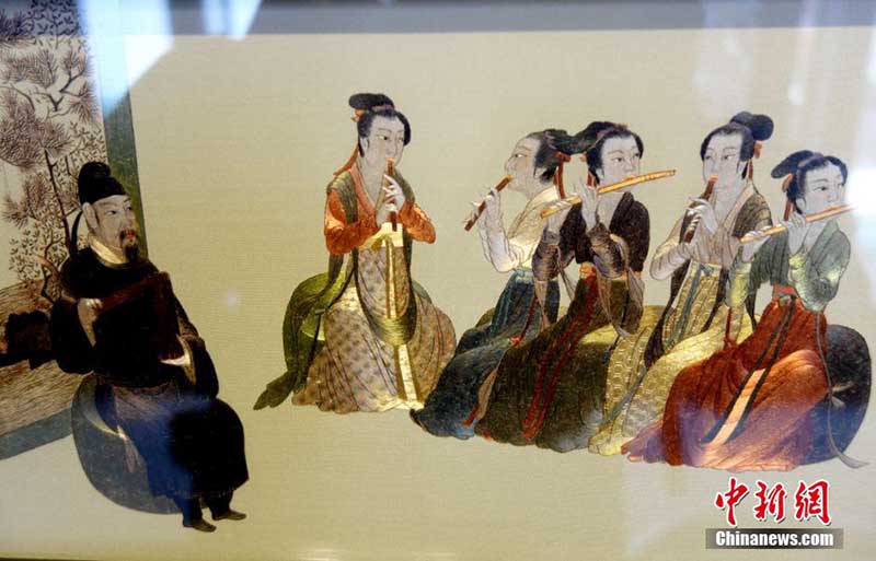 Уникальная сычуаньская вышивка “Шусю” представлена в храме “Дацысы"