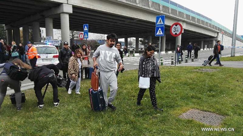 В аэропорту Брюсселя прогремели взрывы