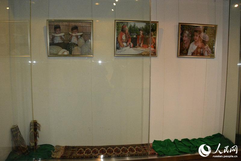 В Пекине открылась картинная выставка, посвященная 25-летию независимости Туркменистана