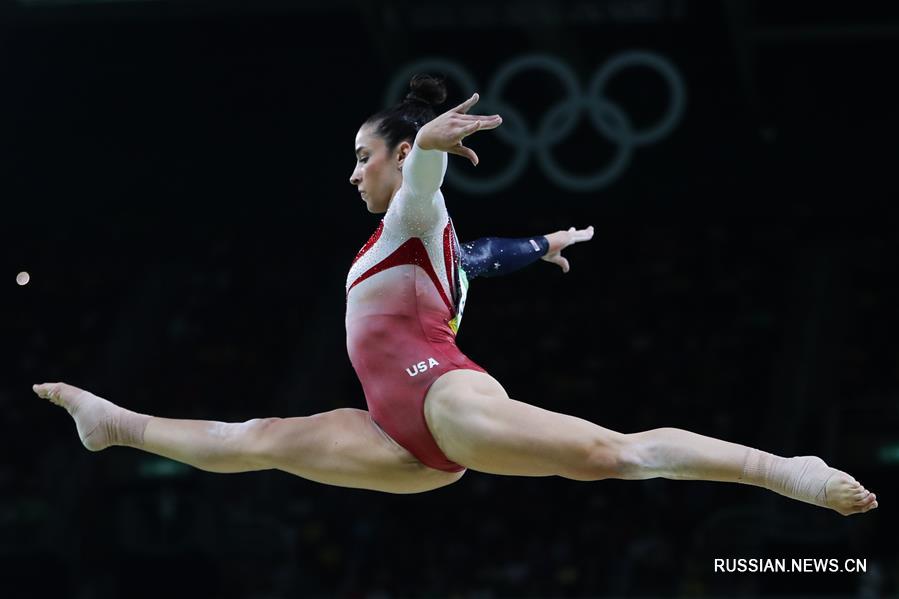 Американская женская сборная по спортивной гимнастике завоевала золото на Олимпиаде в Рио-де-Жанейро