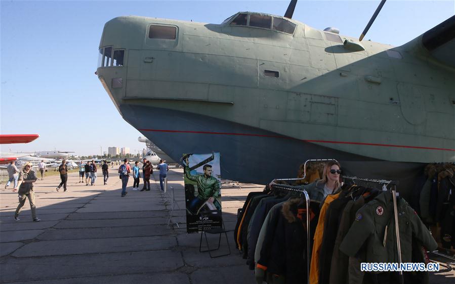 На авиафестивале в Киеве был представлен новый Ан-178