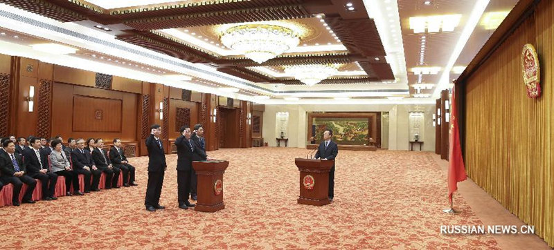 ПК ВСНП провел церемонию принятия присяги на верность Конституции КНР