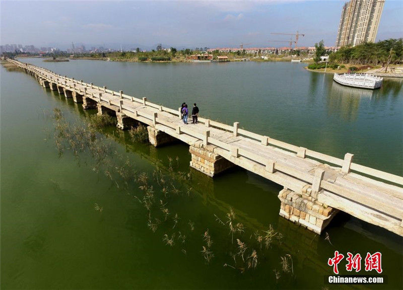 Аньпин - самый длинный древний каменный мост в Китае