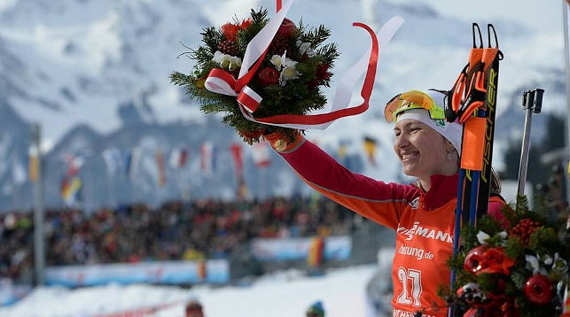 Дарья Домрачева завоевала серебро в гонке преследования на чемпионате мира по биатлону 