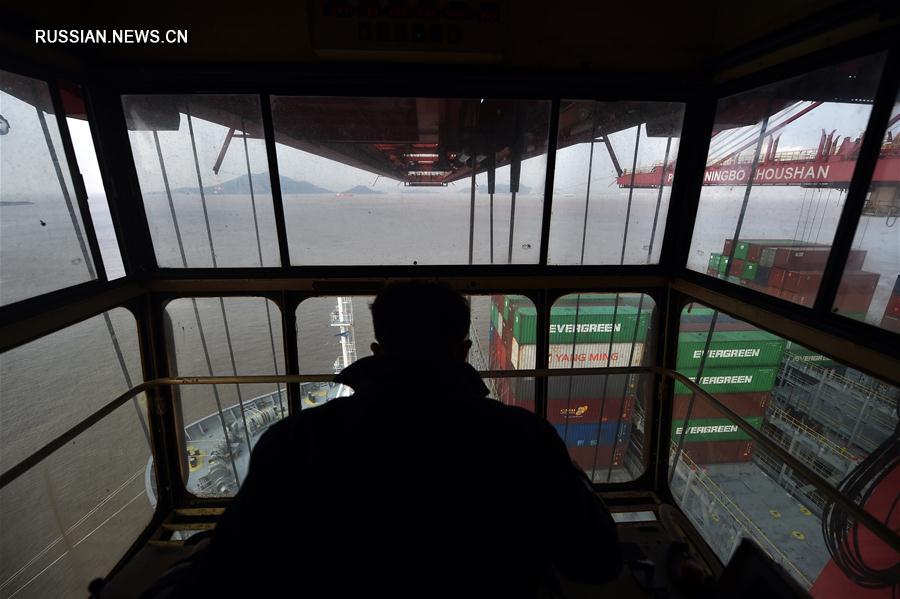 Порт Чжоушань в Нинбо: морские ворота инициативы "пояса и пути"