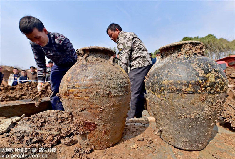 В провинции Аньхой была обнаружена древняя гробница династии Сун 