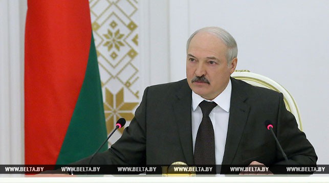 Лукашенко заявляет о необходимости продолжения диалога Беларуси с евроструктурами 