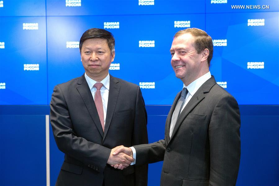 Дмитрий Медведев встретился с заведующим Отделом международных связей ЦК КПК