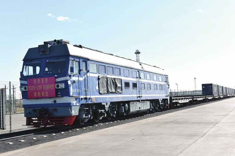 Впервые в рамках маршрута "Китай-Европа" из России во Внутреннюю Монголию вернулся поезд с грузом