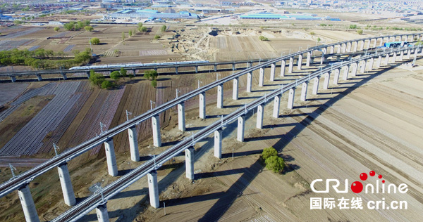 В июле на западе Китая будет открыто железнодорожное сообщение Хух-Хото -- Джунгар -- Ордос