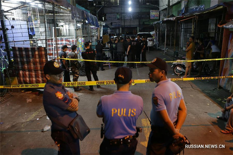 Жертвами взрывов в столице Филиппин стали два человека