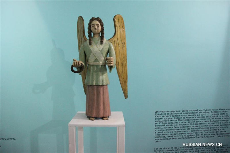 Во Владивостоке открылась выставка церковной деревянной скульптуры