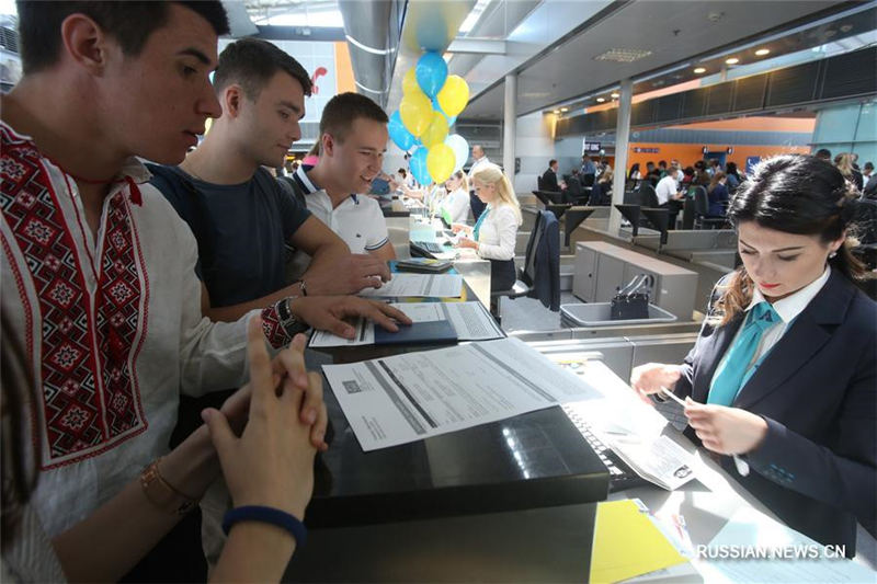 Киевский международный аэропорт открыл "безвизовое" авиасообщение со странами ЕС