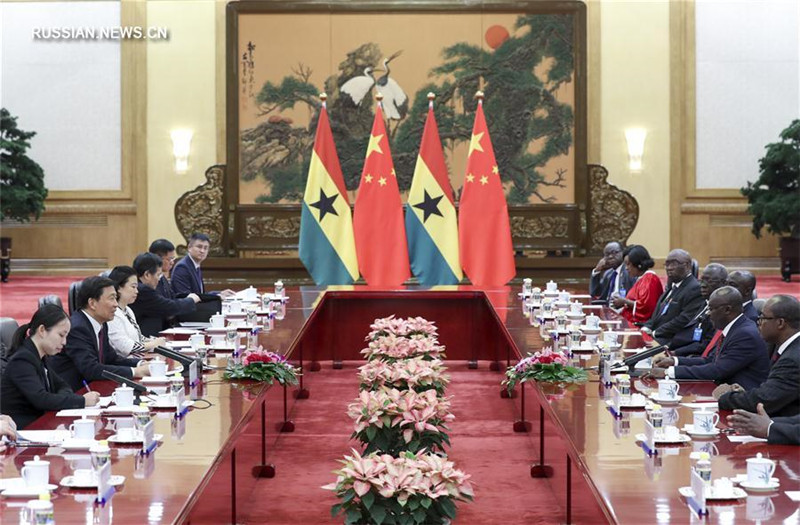 Ли Юаньчао провел переговоры с вице-президетом Ганы Махамуду Бавумиа