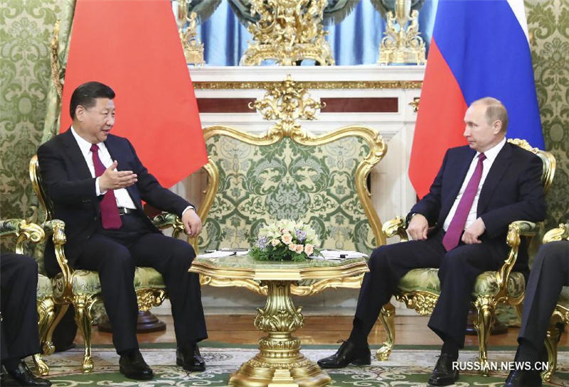 Главы Китая и России решили укреплять и развивать межгосударственные отношения