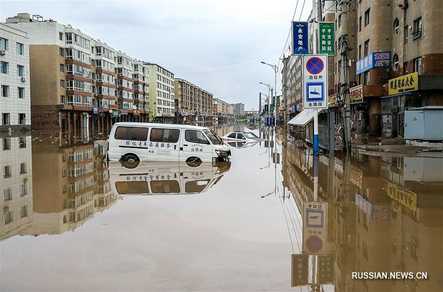 Сильные ливни стали причиной наводнения в Юнцзи провинции Цзилинь