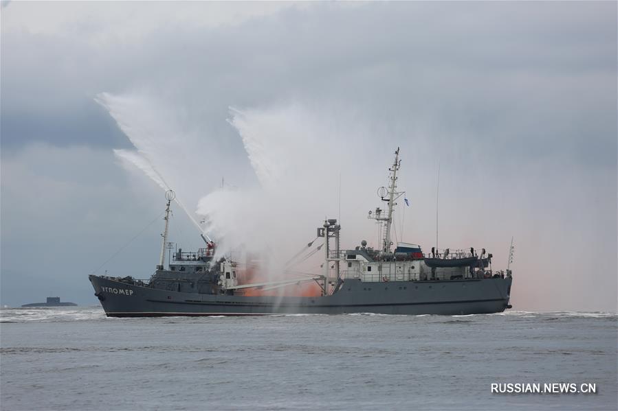 Во Владивостоке отметили День ВМФ России