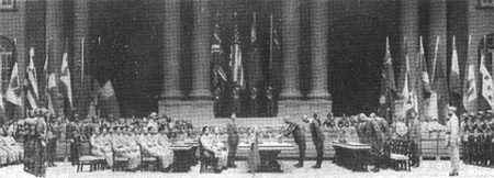 В 9 часов утра 9 сентября 1945 года, в актовом зале главного командования сухопутных войск Китая в Нанкине состоялась церемония подписания протокола о капитуляции Японии. 