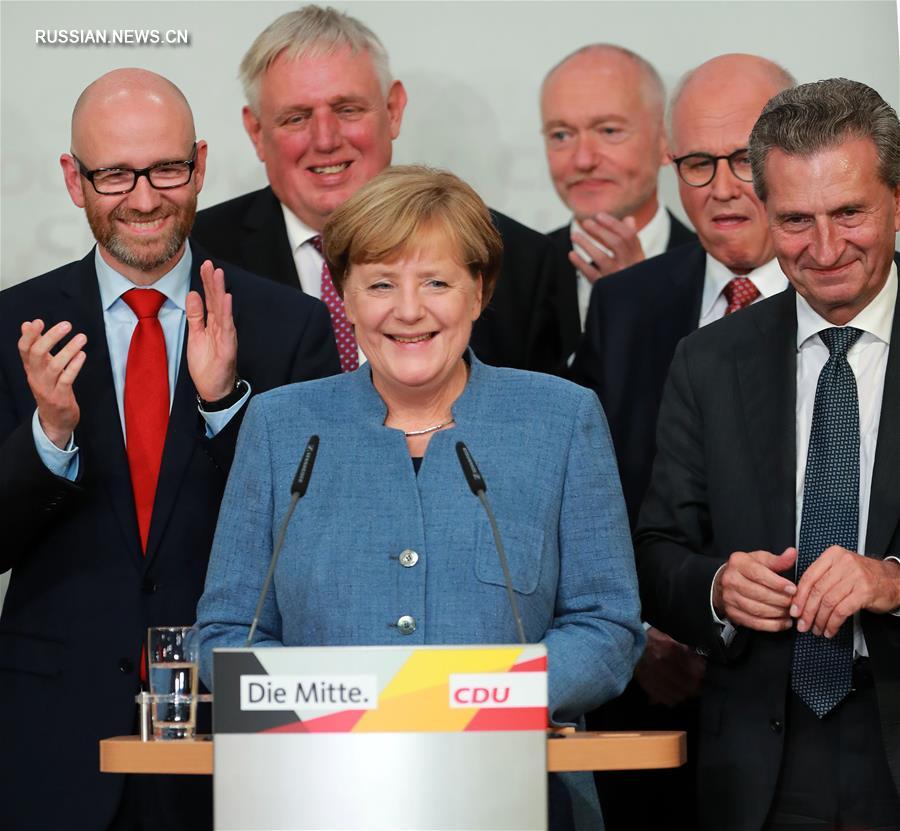 Возглавляемый А. Меркель блок ХДС/ХСС получил 33 проц голосов на выборах в Бундестаг Германии