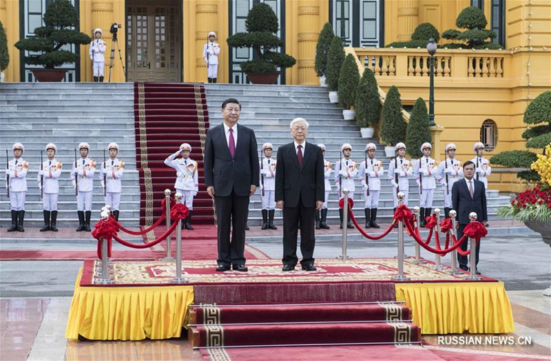 Си Цзиньпин провел переговоры с генеральным секретарем ЦК КПВ Нгуен Фу Чонгом