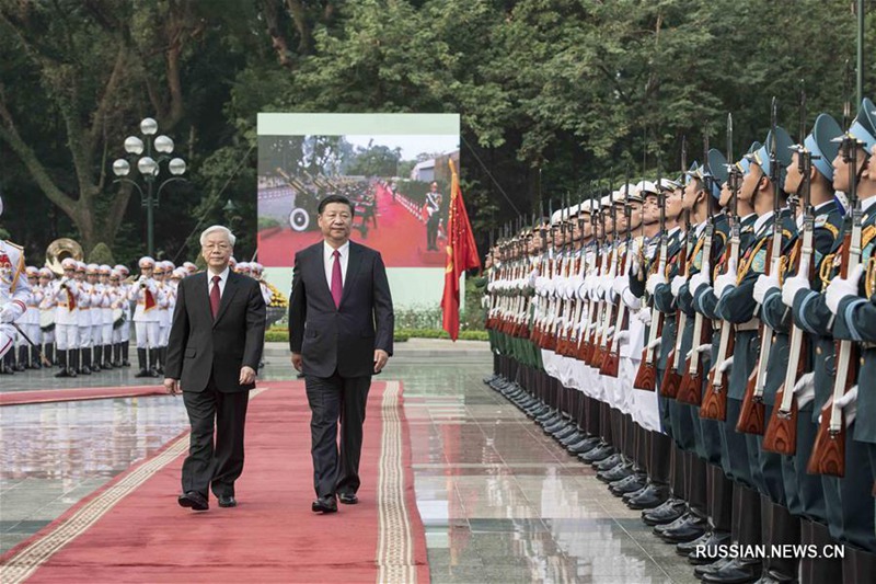 Си Цзиньпин провел переговоры с генеральным секретарем ЦК КПВ Нгуен Фу Чонгом